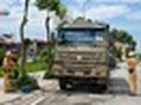 Hà Nội: Siết chặt quản lý vận tải, xử lý nghiêm hơn 1.600 xe tải vi phạm
