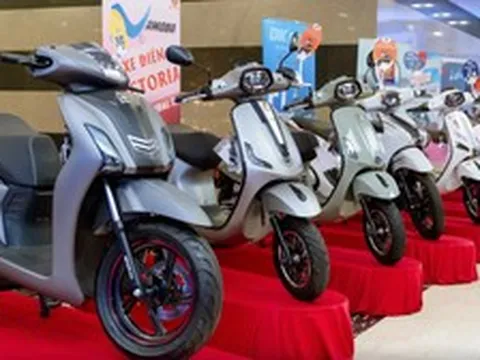 Hà Nội miễn vé xe buýt Vành đai 1, hỗ trợ hộ nghèo đến 20 triệu đồng mua xe điện