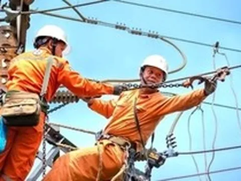 Dồn giờ cao điểm điện vào buổi tối: Ai được lợi, ai chịu thiệt?