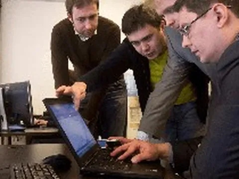 Người Nga làm điều "không ai hiểu nổi": Họ đang ồ ạt mua laptop từ một thương hiệu Trung Quốc vô danh