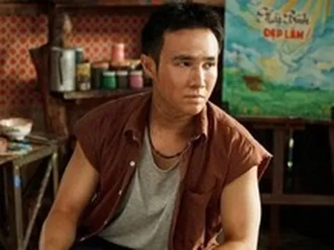 'Nghỉ hè sợ nghỉ hưu' độc chiếm phòng vé giữa lúc bom tấn Hollywood hạ nhiệt