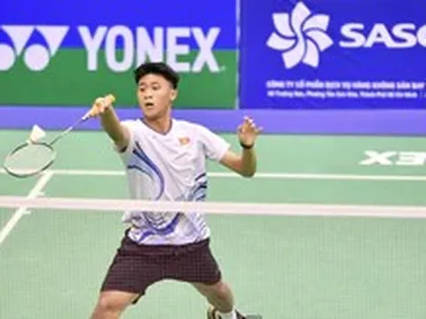 Gác công việc, cha con VĐV cầu lông vào Nam đánh một trận Vietnam Open rồi về