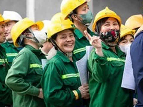 Một tổng thầu xây dựng vừa tăng lương đến 25% cho nhân viên, 500 người nhận thưởng 15 tháng lương