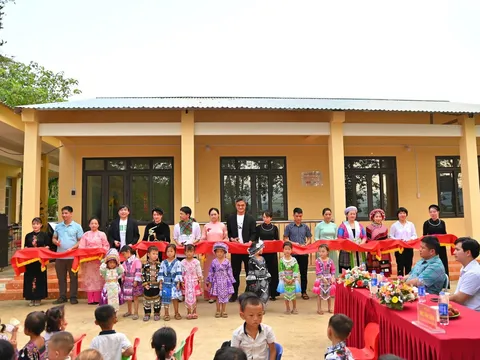UNIQLO xây thêm phòng học mới cho học sinh vùng cao Đà Nẵng